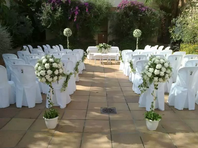 Floristería Los Rosales - María Olmedo - C. Doña Blanca