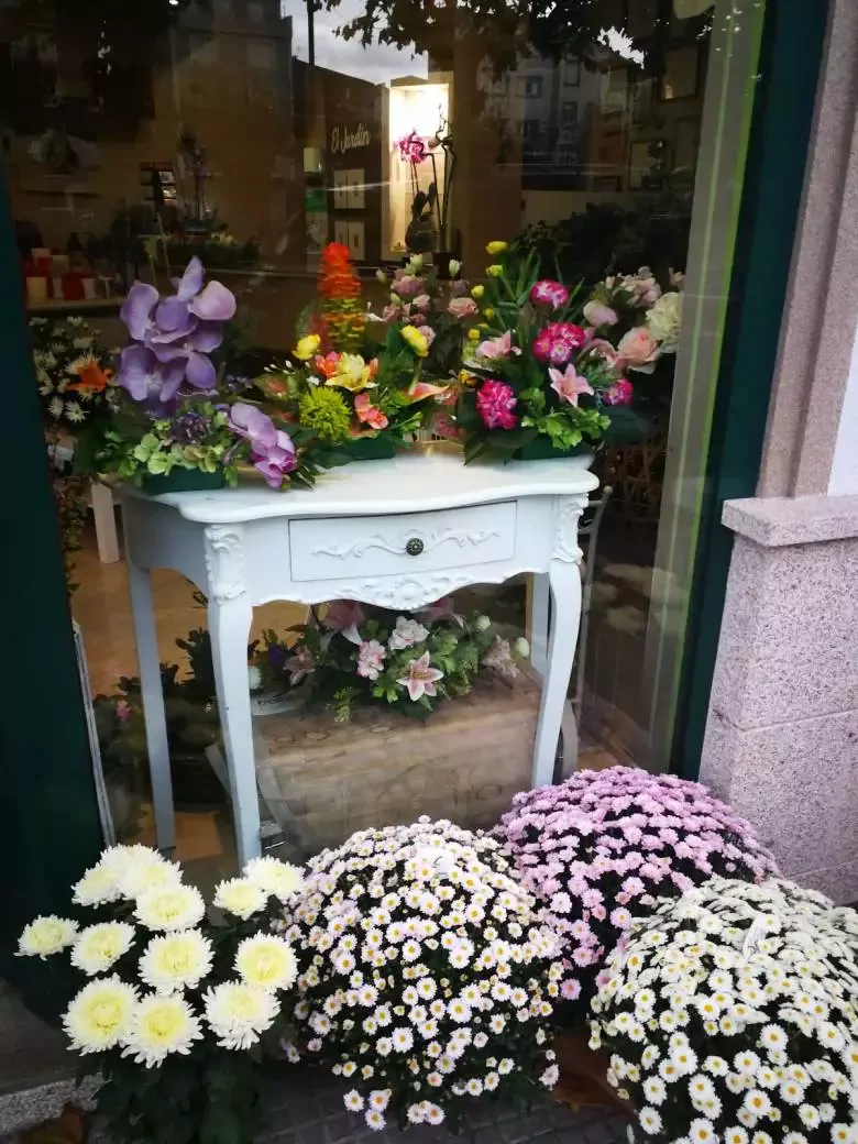 Floristería El Jardín (Noia) - Rúa Malecón de San Lázaro